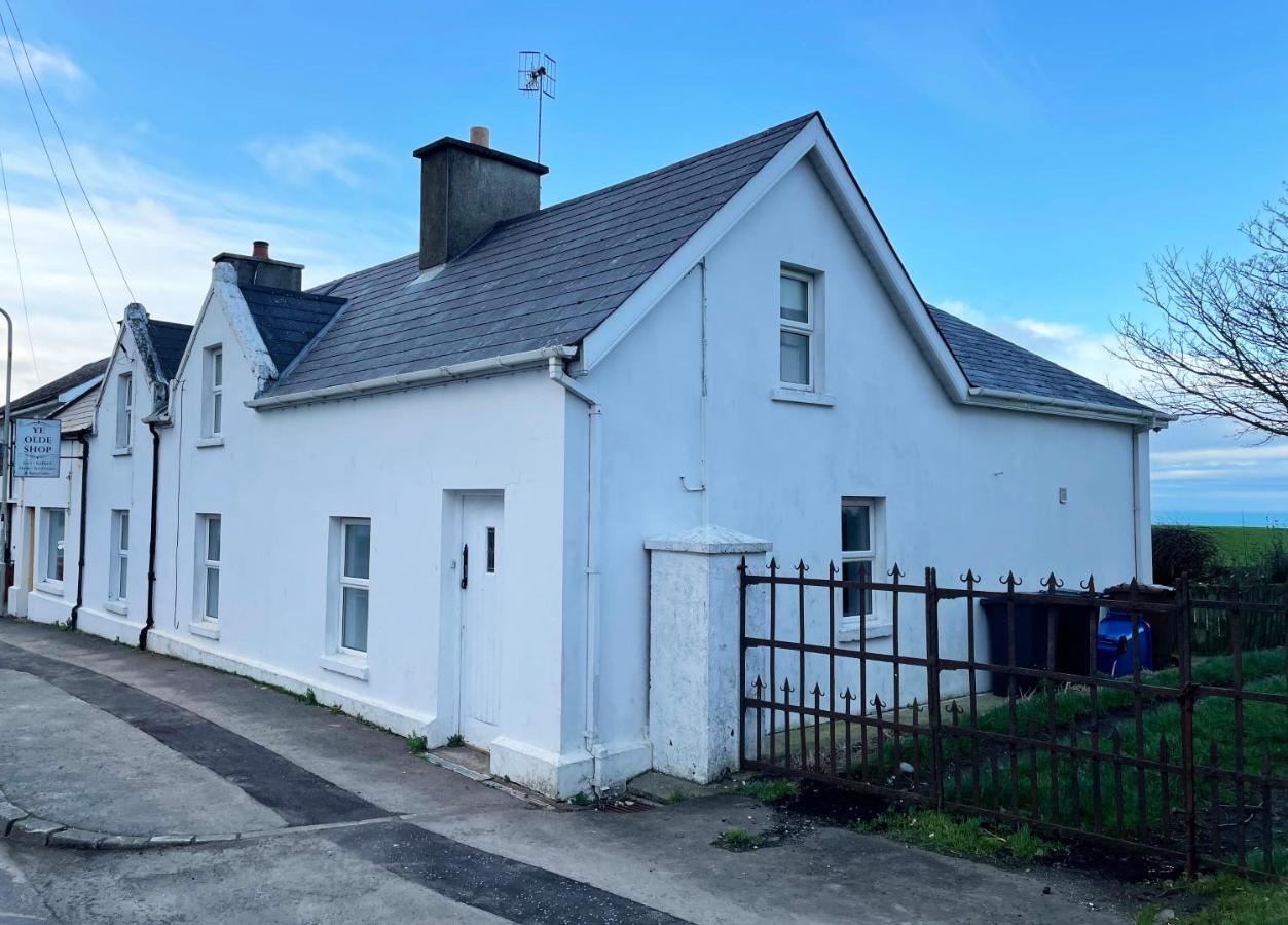 Main Street Cottage, Ballintoy Exteriör bild